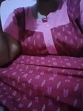Snapshot of Tamilvalarmathi chatting on July 2026 01:13:02 PM Tamilvalarmathi online show from July 2026 01:13:02 PM