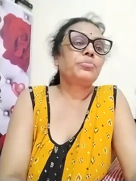 chatterjeesayani567 online show from June 2026 05:27:01 PM