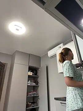 MonoGirl online show from June 2026 10:40:02 AM