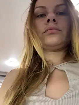 MonoGirl online show from June 2026 05:55:01 PM