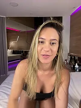 Snapshot of Betinhaalves chatting on June 2026 05:54:01 AM Betinhaalves online show from June 2026 05:54:01 AM
