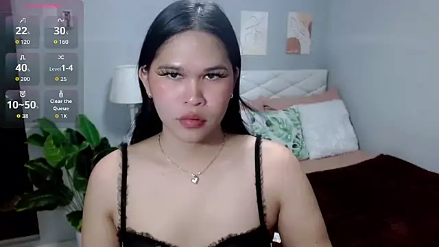 AlianaFord online show from June 2026 06:05:02 AM