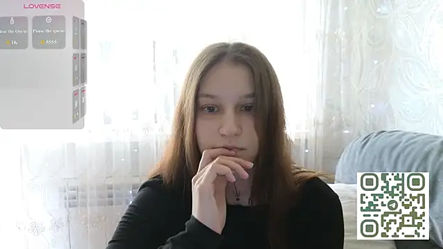 Snapshot of Little_skinnyDevil chatting on June 2026 01:47:02 AM Little skinnyDevil online show from June 2026 01:47:02 AM