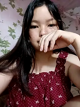 Snapshot of Linna-bae chatting on July 2026 12:48:02 AM Linna-bae online show from July 2026 12:48:02 AM