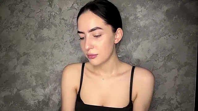 Snapshot of Ailish_Loveee chatting on July 2026 03:58:02 PM Ailish Loveee online show from July 2026 03:58:02 PM