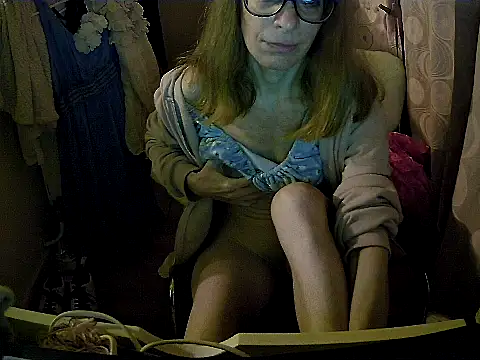 Aphrodity Roxx online show from July 2026 09:47:02 PM