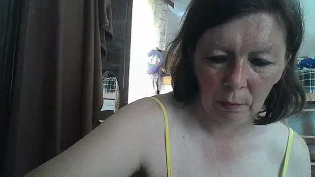 Schastlivaya43 online show from June 2026 08:57:01 AM