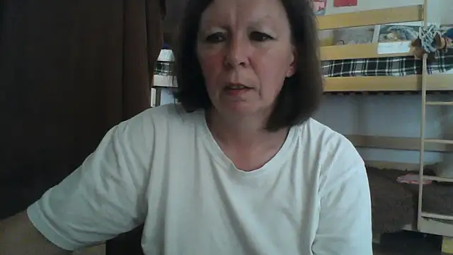 Schastlivaya43 online show from June 2026 08:01:02 AM