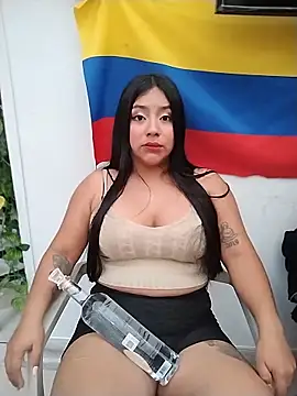 Snapshot of Amber_Herrera chatting on June 2026 01:09:02 PM Amber Herrera online show from June 2026 01:09:02 PM