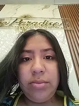 Snapshot of Amber_Herrera chatting on June 2026 12:18:02 PM Amber Herrera online show from June 2026 12:18:02 PM