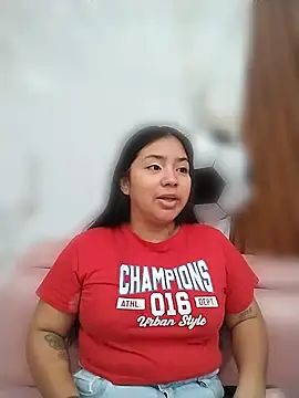Snapshot of Amber_Herrera chatting on June 2026 12:33:02 PM Amber Herrera online show from June 2026 12:33:02 PM