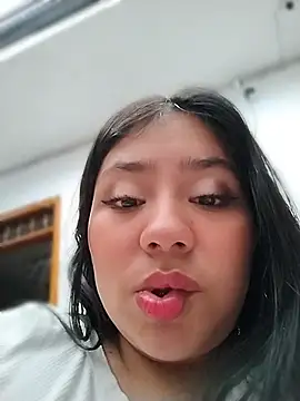 Snapshot of Amber_Herrera chatting on July 2026 01:04:01 PM Amber Herrera online show from July 2026 01:04:01 PM