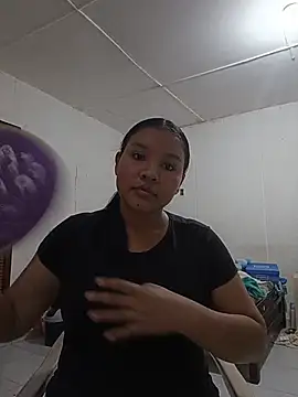 Rooxy  online show from June 2026 11:00:01 PM