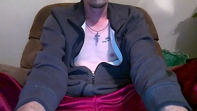 Snapshot of Mstrdstrctn7 chatting on December 2024 04:31:02 AM Mstrdstrctn7 online show from December 2024 04:31:02 AM