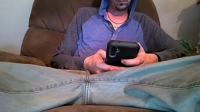 Snapshot of Mstrdstrctn7 chatting on December 2024 05:34:01 PM Mstrdstrctn7 online show from December 2024 05:34:01 PM