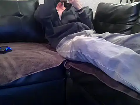 Snapshot of Mstrdstrctn7 chatting on January 2025 12:43:01 AM Mstrdstrctn7 online show from January 2025 12:43:01 AM