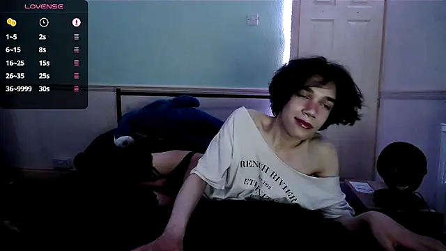 Straything online show from June 2026 11:09:02 PM