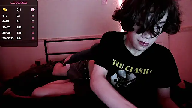 Straything online show from June 2026 11:44:01 PM