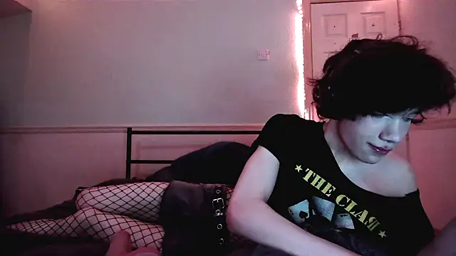 Straything online show from July 2026 12:37:02 AM