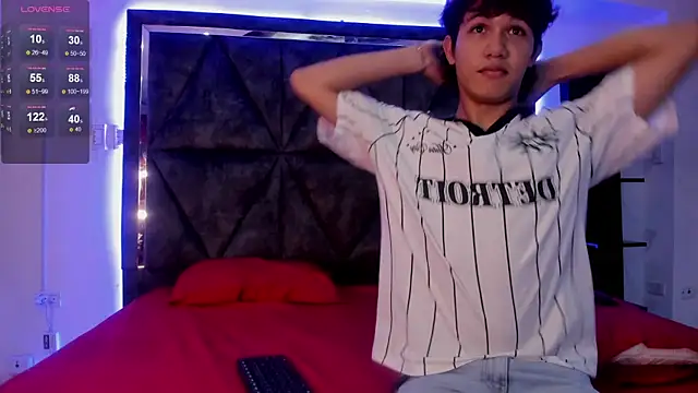 Valerios  online show from June 2026 12:36:02 PM