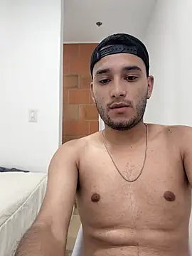 Snapshot of Thiago_Stone1 chatting on June 2026 05:40:02 PM Thiago Stone1 online show from June 2026 05:40:02 PM