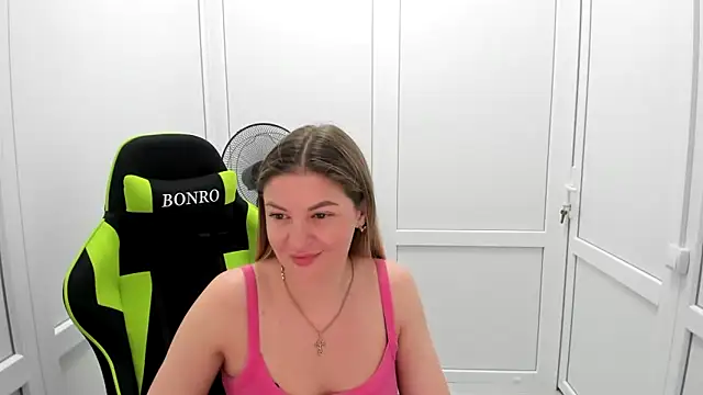 MiaSummerr  online show from June 2026 06:27:02 AM