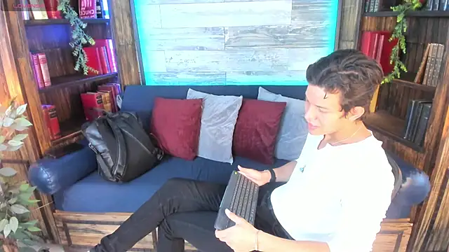LevinFox online show from June 2026 12:52:01 PM