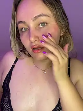 Snapshot of Rositafresitaa chatting on June 2026 02:20:02 AM Rositafresitaa online show from June 2026 02:20:02 AM