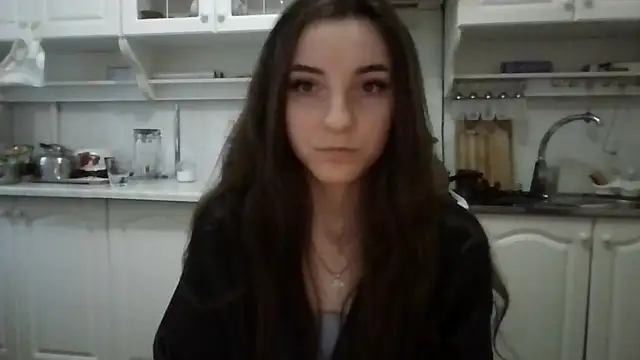 Snapshot of PollySecrettt chatting on June 2026 01:39:01 AM PollySecrettt online show from June 2026 01:39:01 AM