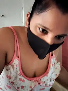 Snapshot of Lusty_mussty chatting on June 2026 07:42:02 AM Lusty mussty online show from June 2026 07:42:02 AM