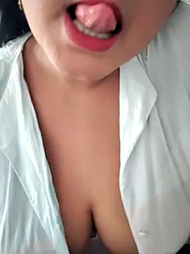 Snapshot of Lusty_mussty chatting on July 2026 06:43:02 AM Lusty mussty online show from July 2026 06:43:02 AM