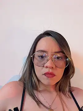 Emma Jonas online show from June 2026 07:49:01 PM
