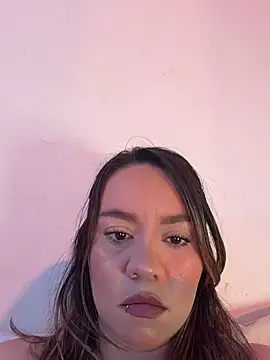 Emma Jonas online show from June 2026 05:50:02 PM