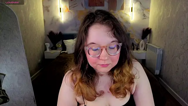 Aleks-casterrr online show from June 2026 05:23:01 PM