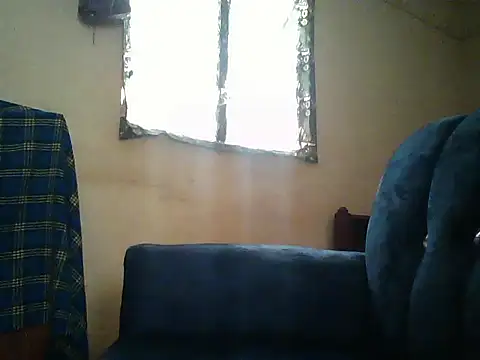 Snapshot of HomeBully chatting on June 2026 08:58:01 AM HomeBully online show from June 2026 08:58:01 AM