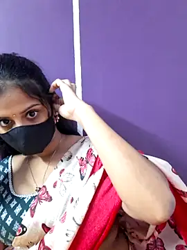 Clara-Lilly online show from June 2026 05:27:01 AM