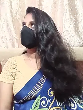 Clara-Lilly online show from June 2026 04:34:02 AM