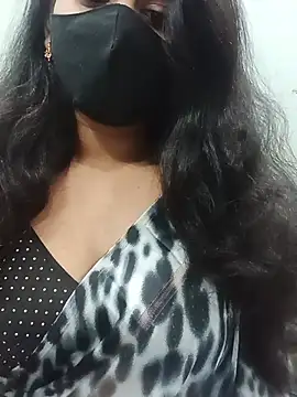 Clara-Lilly online show from June 2026 05:19:02 AM