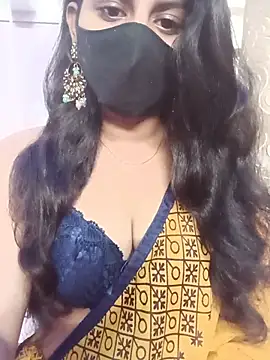 Clara-Lilly online show from July 2026 05:00:02 AM