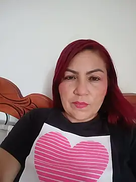 Agata Traviesa online show from July 2026 08:00:02 PM