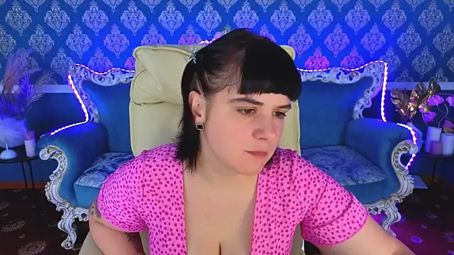 KatrinMilly online show from July 2026 06:33:01 PM