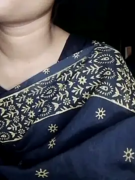 Snapshot of Ishaniya chatting on July 2026 06:03:01 PM Ishaniya online show from July 2026 06:03:01 PM