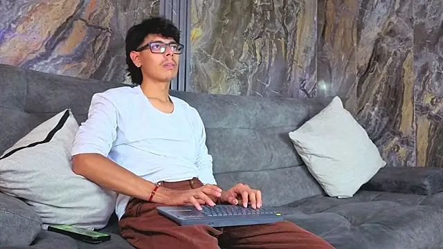 Noha King online show from July 2026 08:13:01 PM