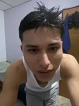 Antoni150906 online show from June 2026 03:50:02 AM