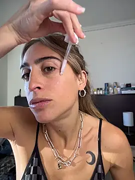Snapshot of NicoleWilder chatting on June 2026 01:23:02 PM NicoleWilder online show from June 2026 01:23:02 PM
