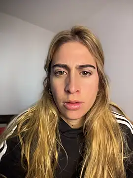 Snapshot of NicoleWilder chatting on July 2026 12:24:02 PM NicoleWilder online show from July 2026 12:24:02 PM
