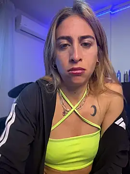 Snapshot of NicoleWilder chatting on July 2026 12:48:02 PM NicoleWilder online show from July 2026 12:48:02 PM