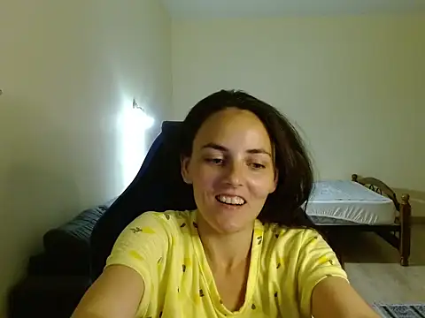 Snapshot of OliviaTheS chatting on June 2026 08:00:02 PM OliviaTheS online show from June 2026 08:00:02 PM