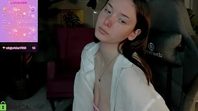 Snapshot of Eva_Leeee chatting on August 2026 04:55:02 AM Eva Leeee online show from August 2026 04:55:02 AM