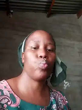 flirtylolla online show from July 2026 01:40:01 PM